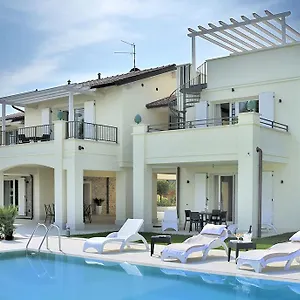 Onofria , Sirmione Italia
