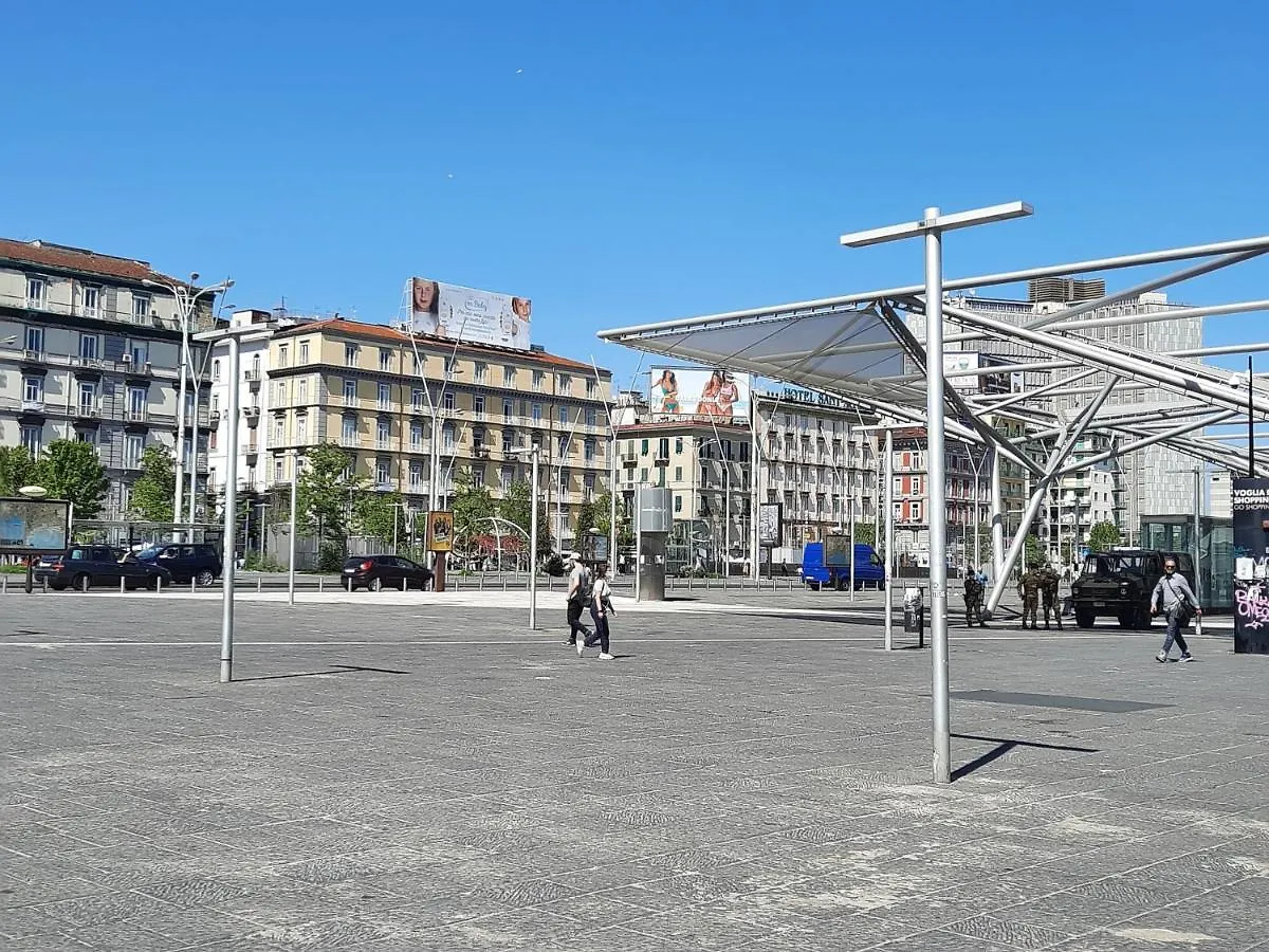 Napoli Central Neapel
