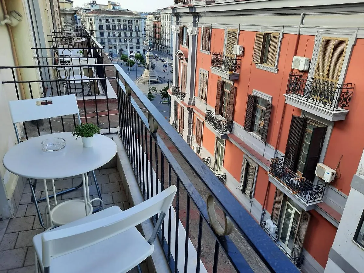 B&B BellaNapoli 0*, Napoli Italia